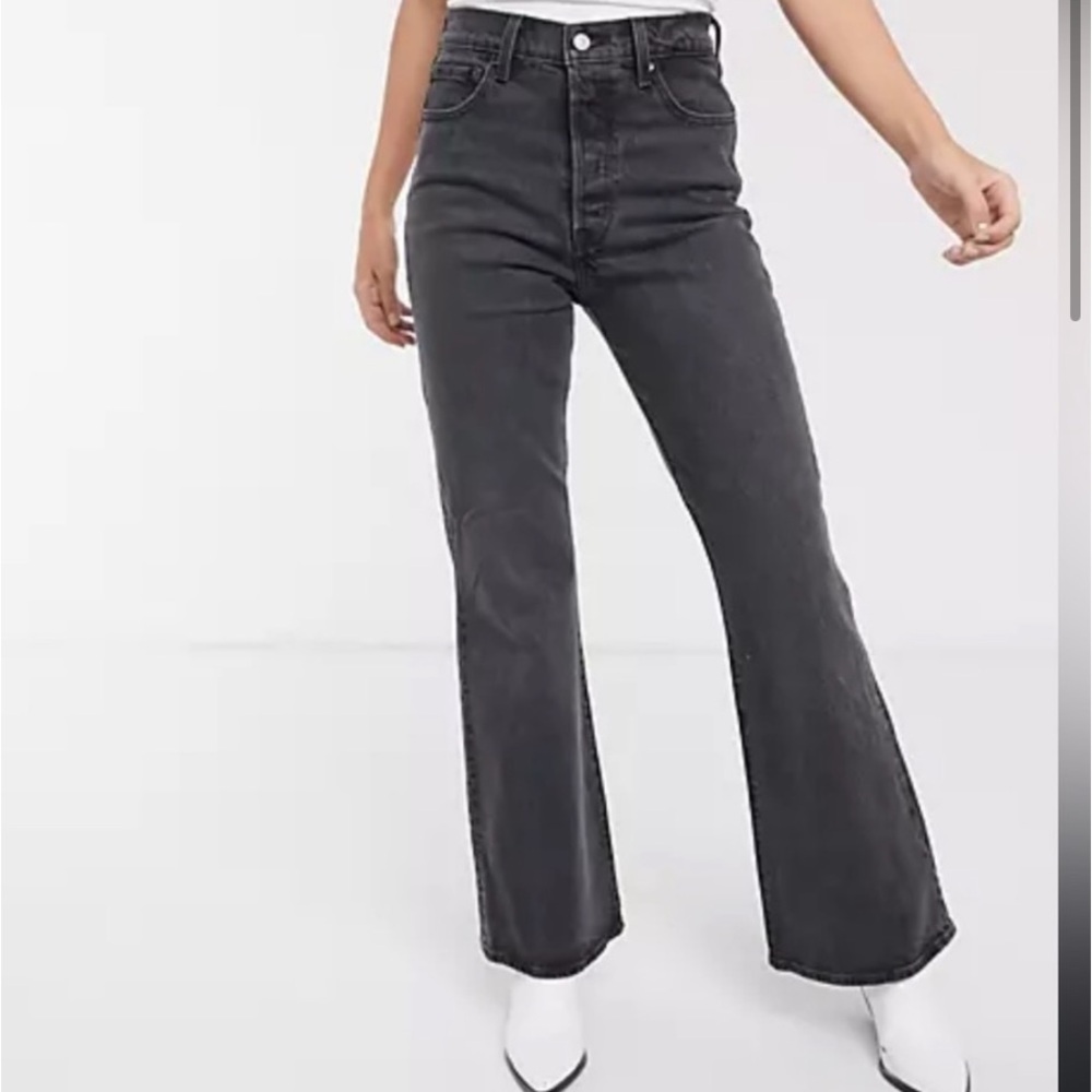 Levi’s Ribcage Flare Jeans